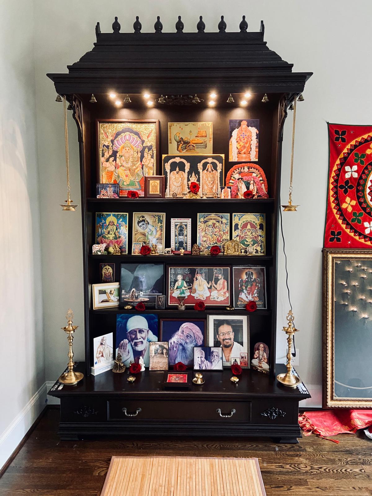 Vertical Space-Saver Mandir